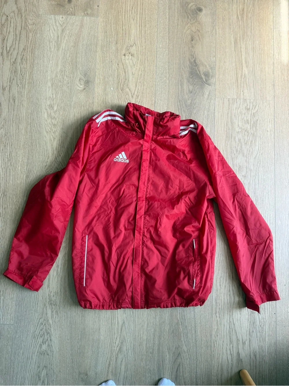 Adidas Red 3 Stripe Lightweight Windbreaker Jacket Men’s M